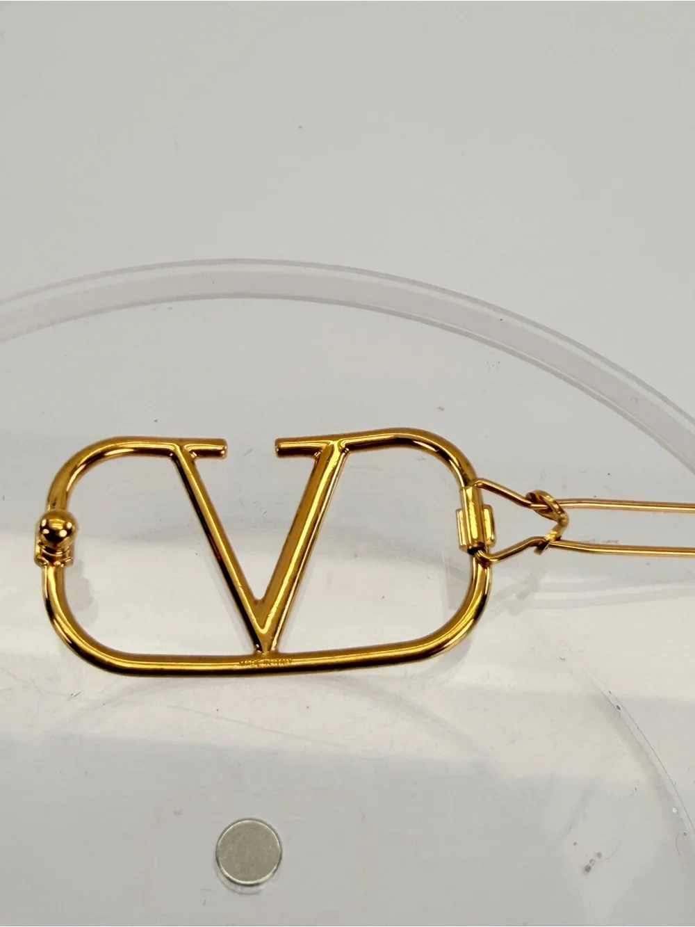 Valentino Garavani Gold V Logo Hair Clip